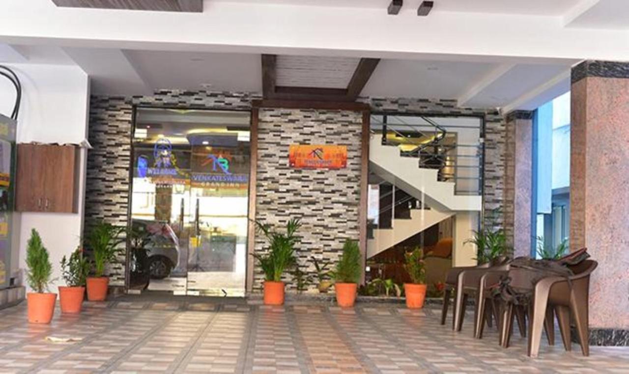 Fabhotel Nb Venkateswara Grand Inn Tirupati Extérieur photo